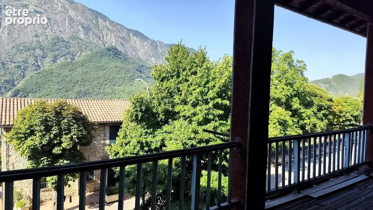 Maison 400 m² - Dépendance - Jardin - photo 14