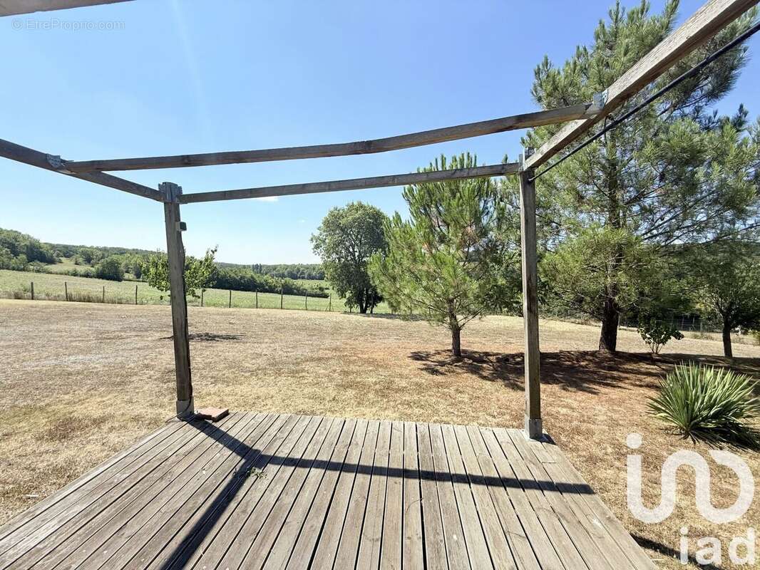 Photo 2 - Maison à RAZAC-DE-SAUSSIGNAC