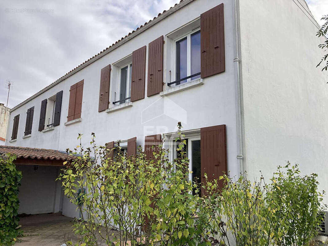 Maison La Rochelle , 4 chambres, garage. - photo 3