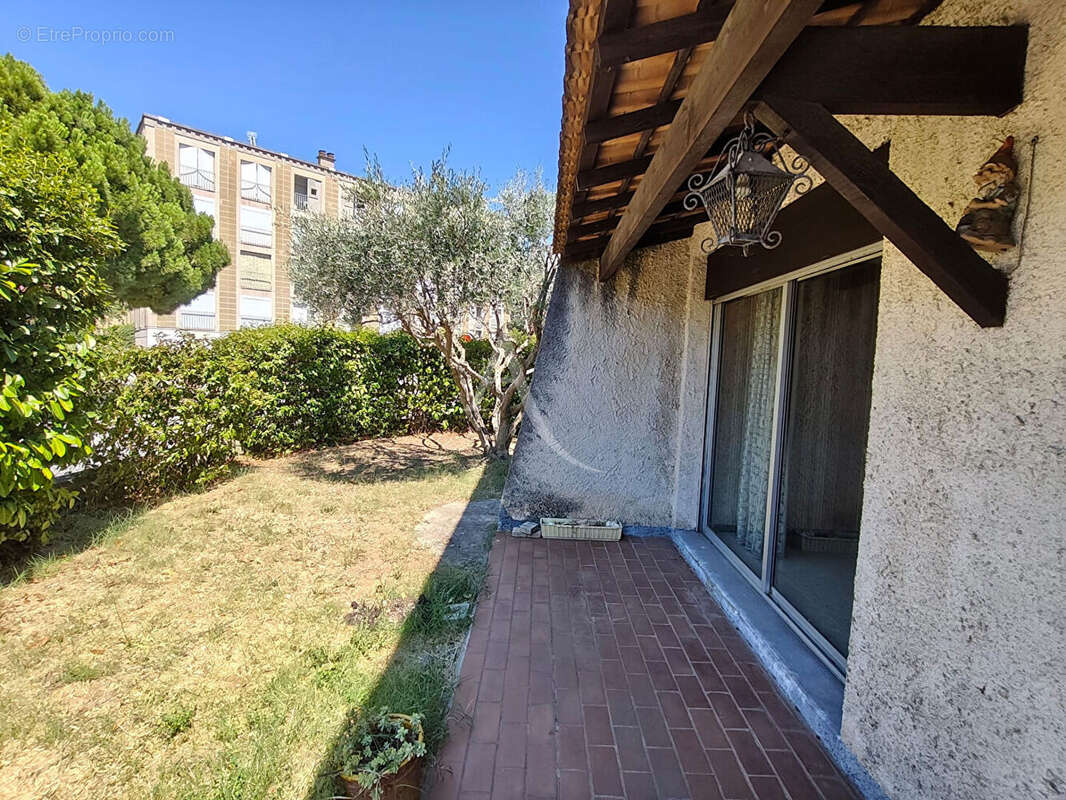 A VENDRE - Maison Nîmes 4 pièce(s) 90.20 m2 - photo 2
