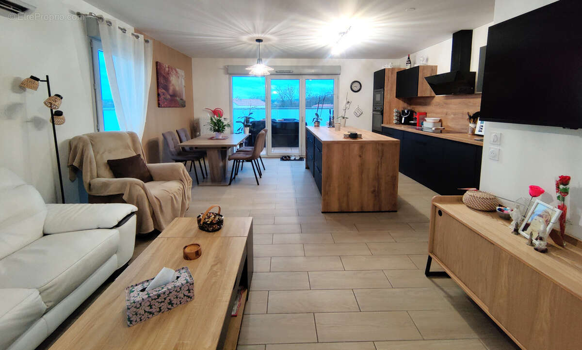 Appartement à ARNAS