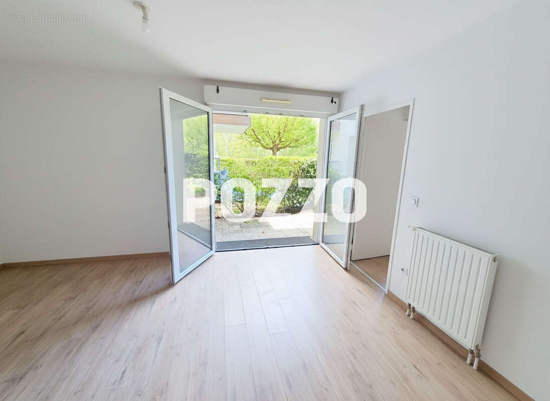 Appartement à FLEURY-SUR-ORNE