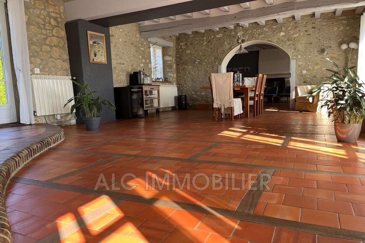 Maison à MORTAGNE-AU-PERCHE