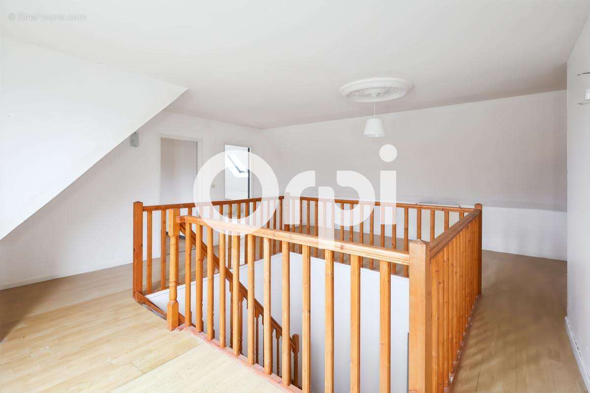 Maison à BUYSSCHEURE