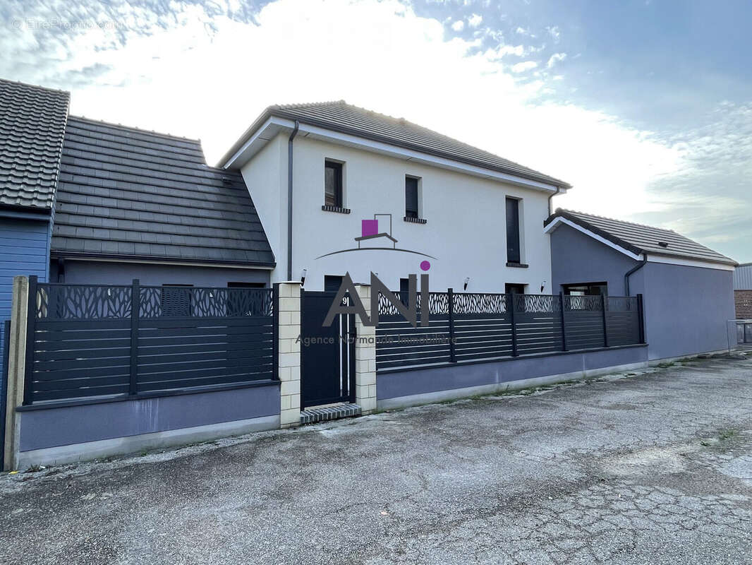 Maison à BACQUEVILLE-EN-CAUX