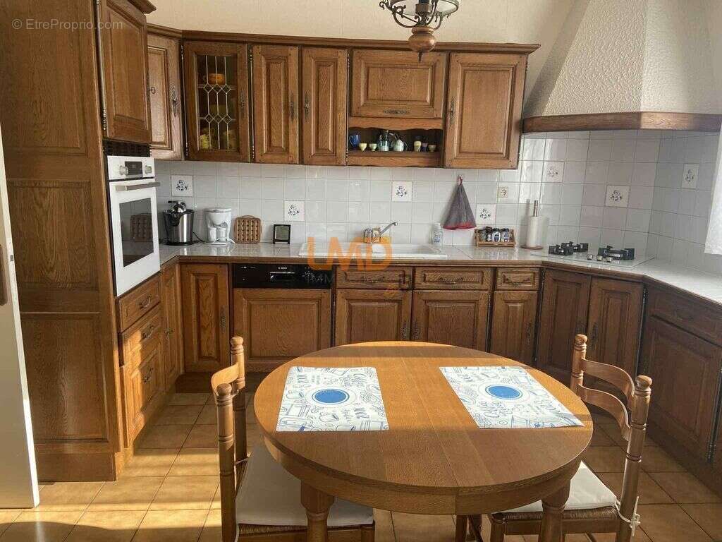 Grande maison avec terrain - photo 3