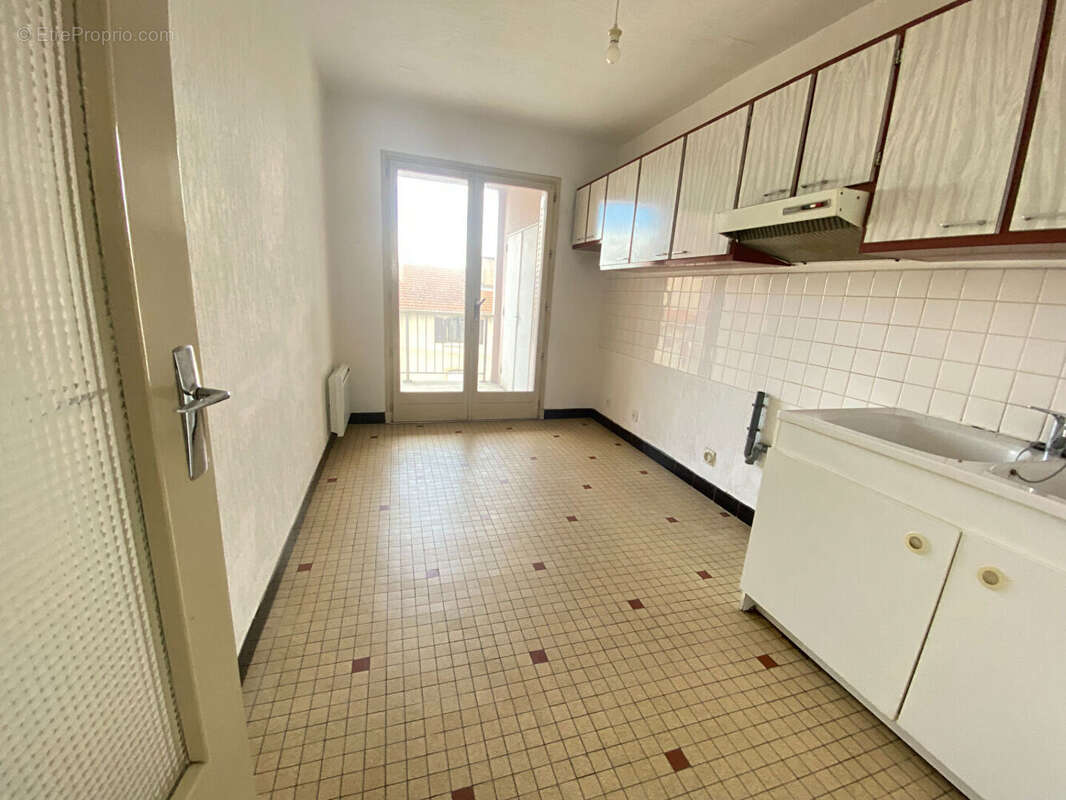 Appartement à LE COTEAU