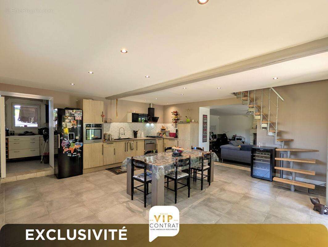 Ensemble immobilier 2 maisons  charentaise + parc arboré + GARANTIE PROTEC+ 12 MOIS INCLUS ! - photo 12