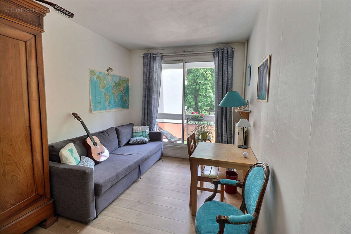 Appartement à MAREIL-MARLY