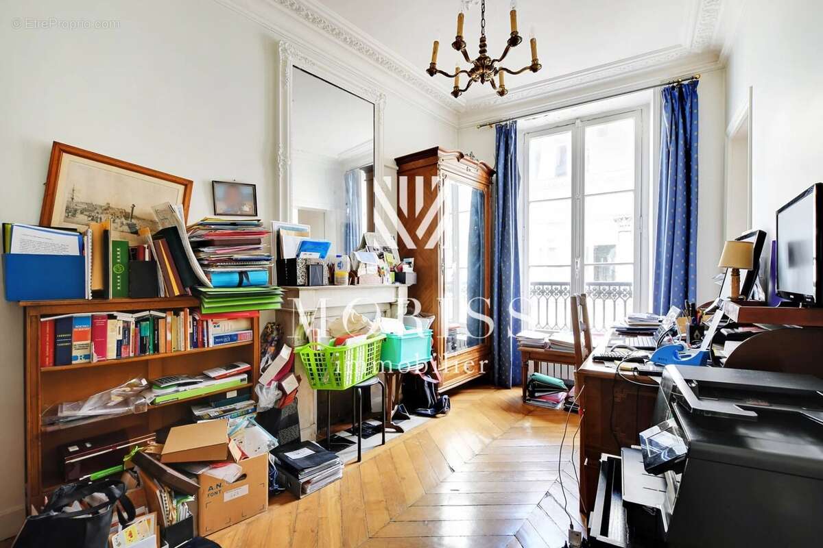 Appartement à PARIS-9E