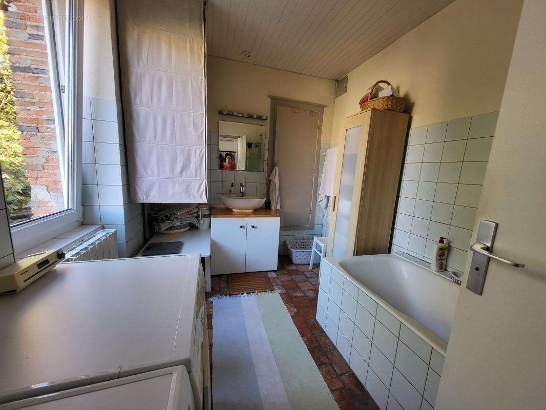 Maison à LE LANDREAU