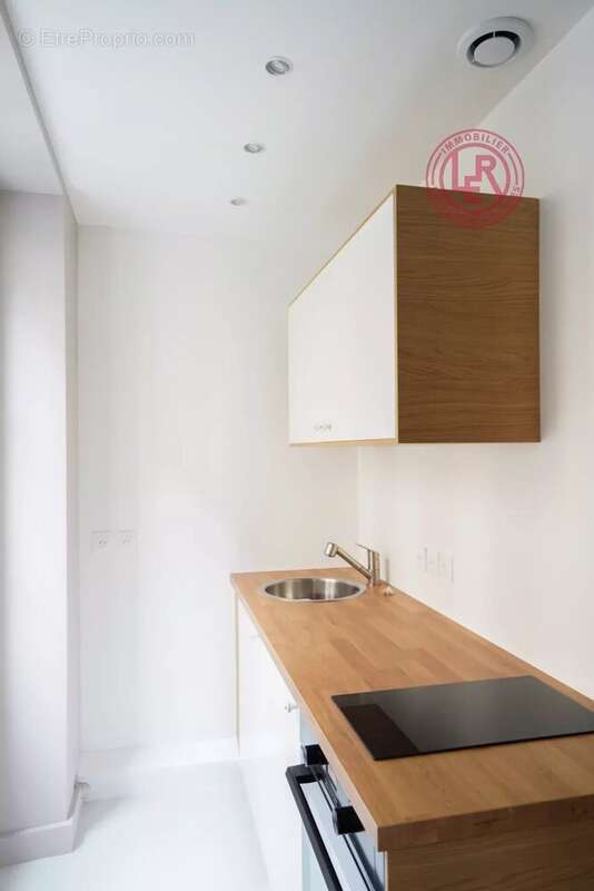 Appartement à PARIS-7E