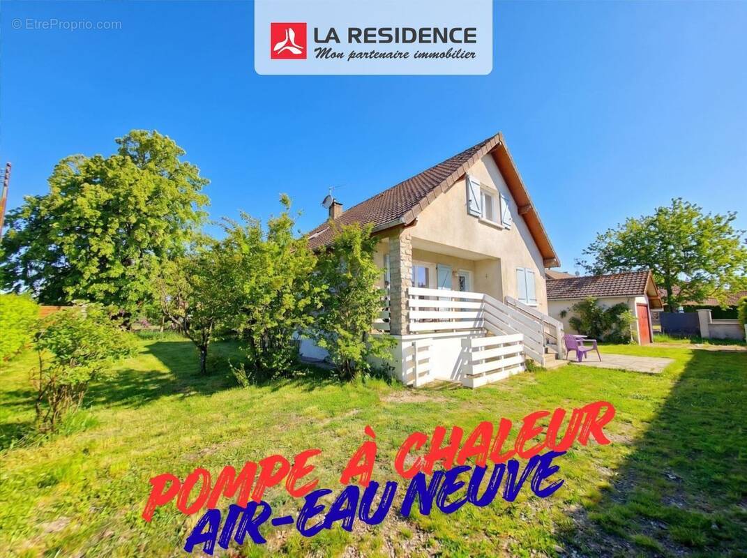 Maison à HOUDAN