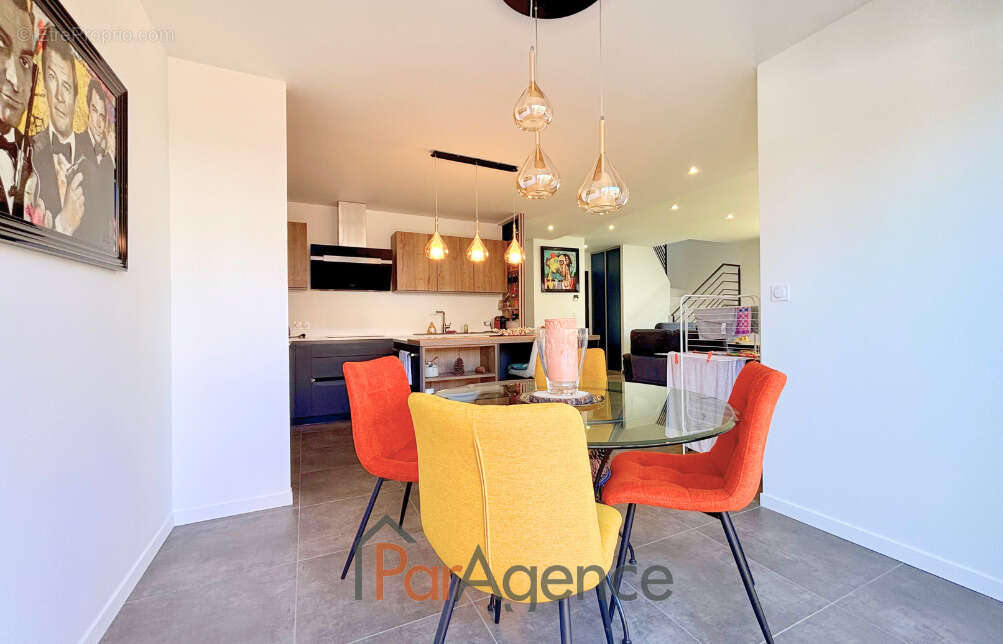 Maison à VAUX-SUR-MER