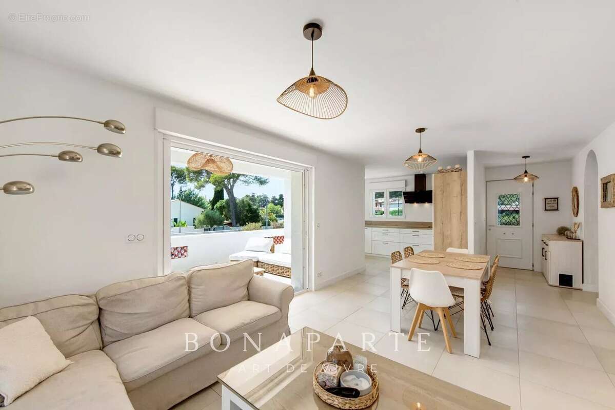 Saint-Raphaël - Villa provençale - Rénovée domaine Santa-Lucia - photo 7