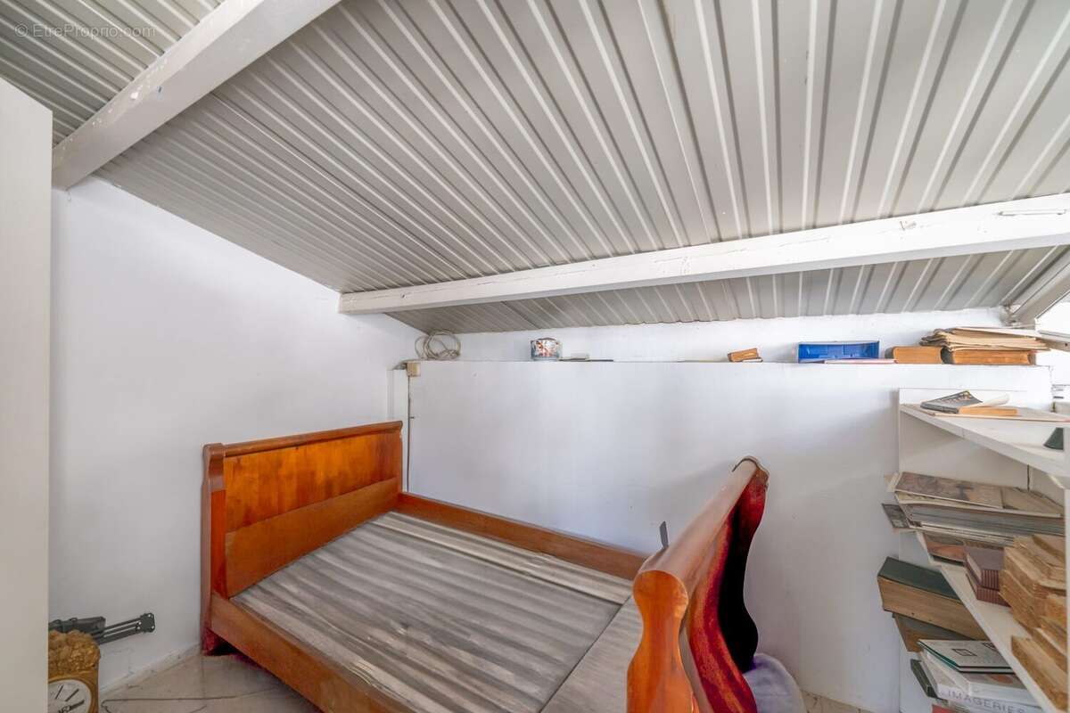 Commerce à MONTREUIL