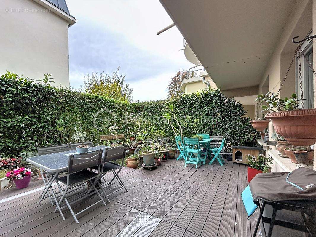 Appartement à CORBEIL-ESSONNES