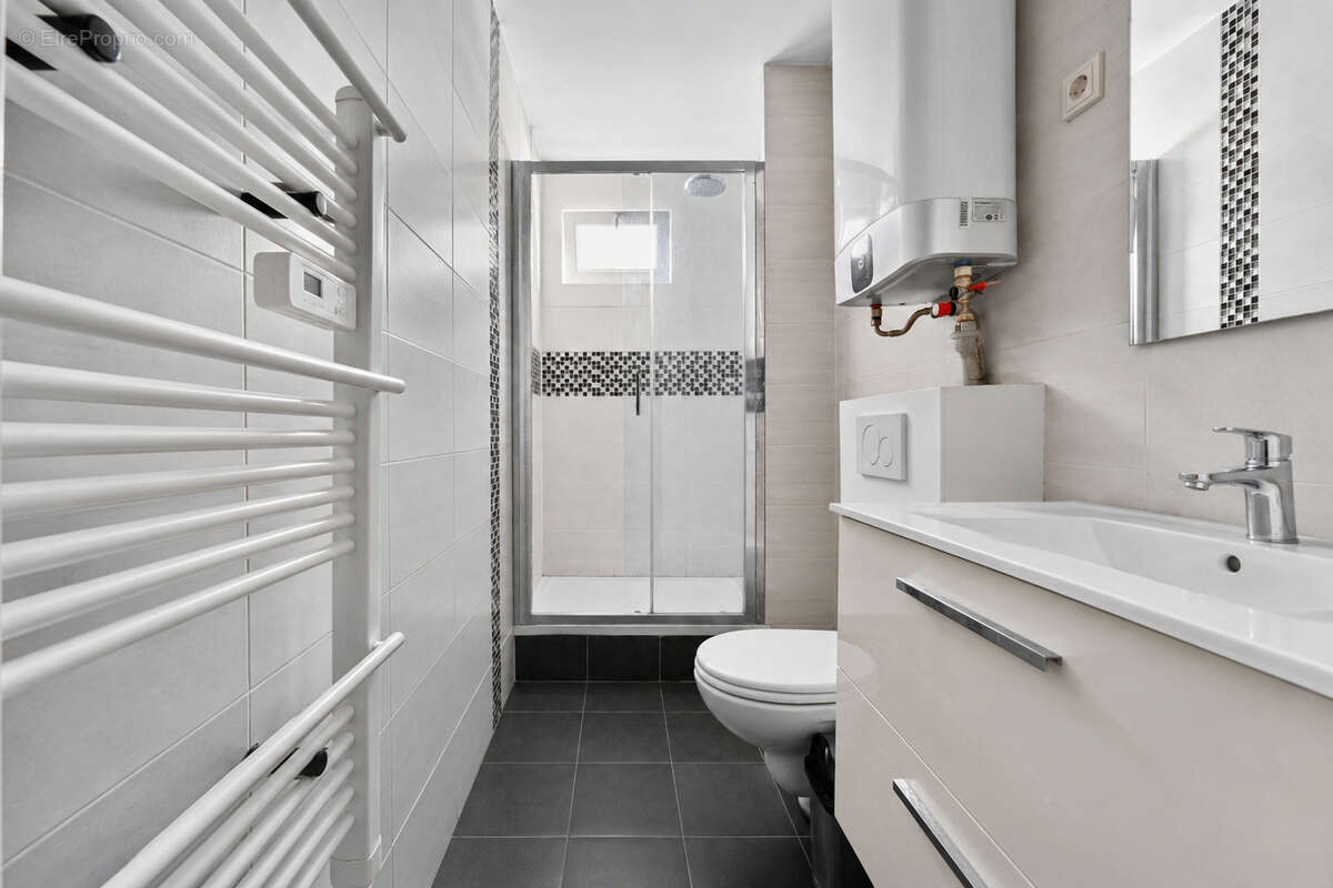 Appartement à PARIS-19E