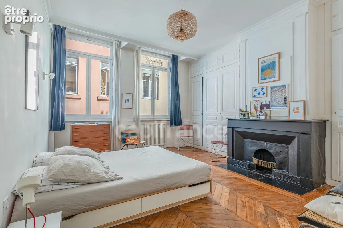 Appartement à vendre 4 pièces LYON 1ER ARRONDISSEMENT (69) - photo 3