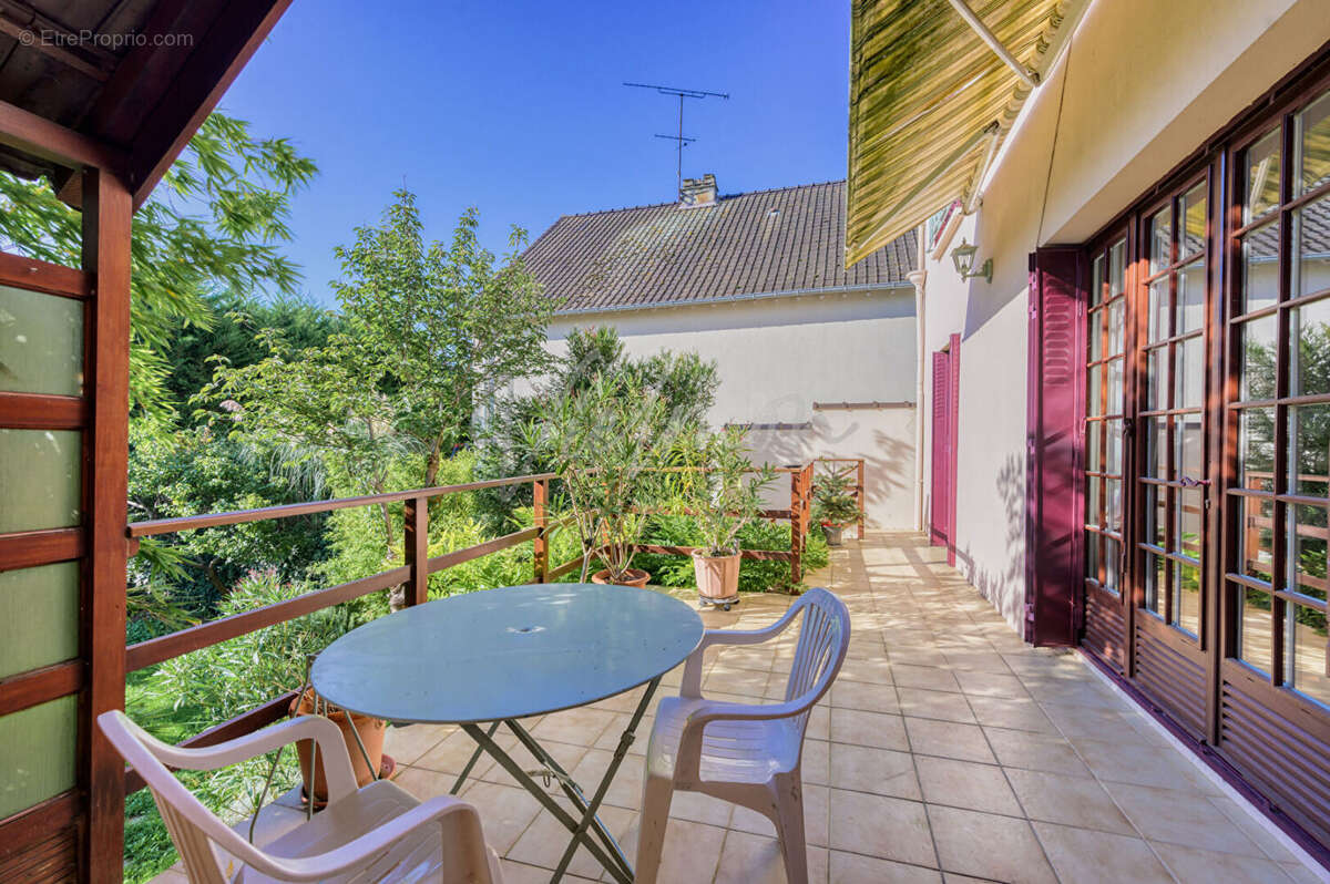 Maison à CONFLANS-SAINTE-HONORINE