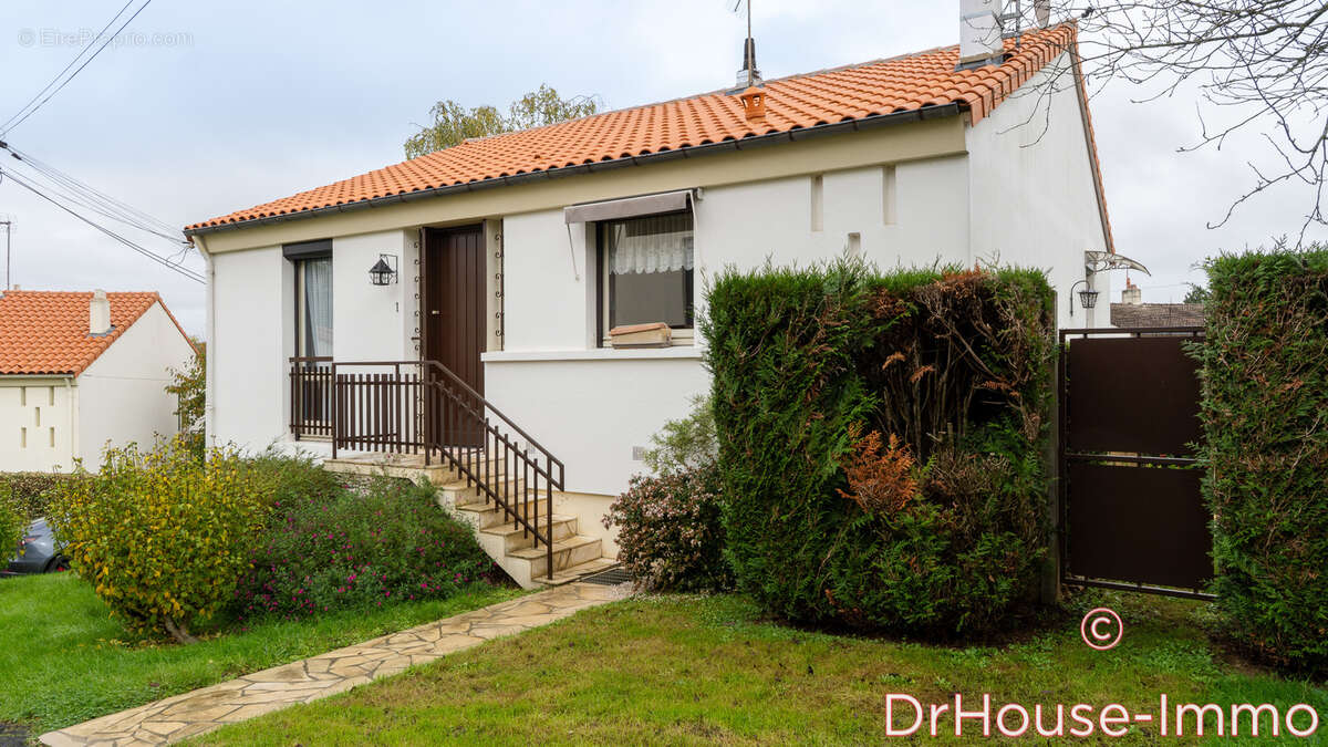 Maison à SAINT-BENOIT