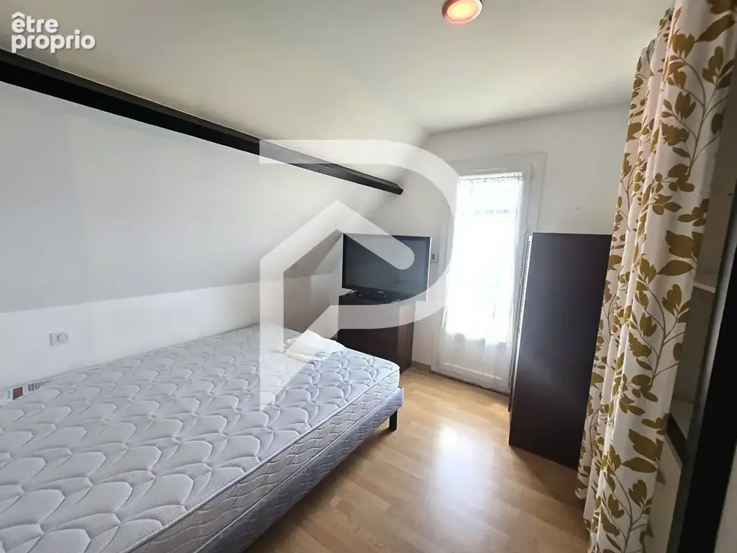 Maison 5 pièces de 130 m²  sur un terrain de 1310 m² - photo 12