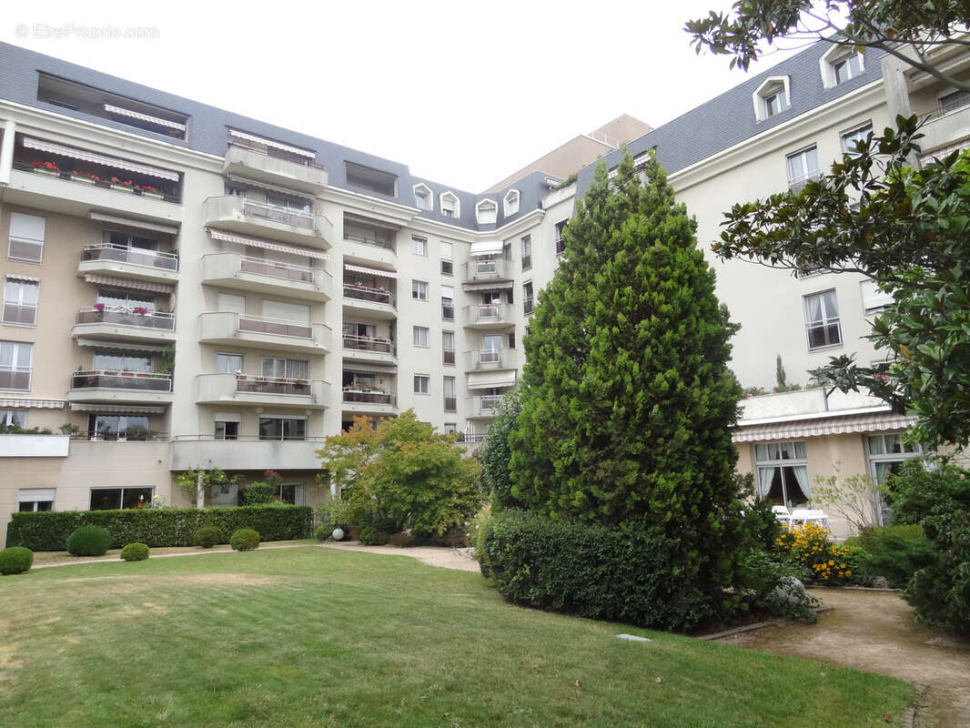 A vendre studio - residence pour seniors - photo 2