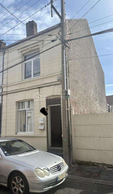 Maison à MONTIGNY-EN-GOHELLE