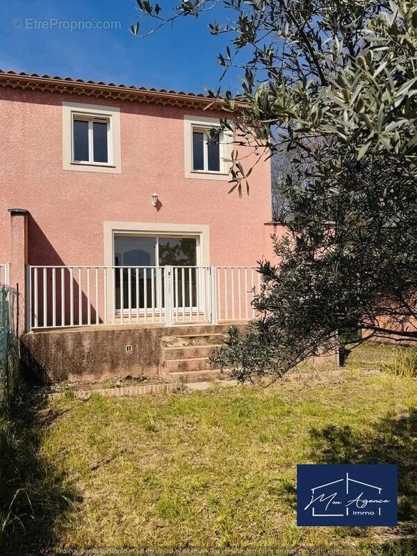 Maison à ROCHEFORT-DU-GARD