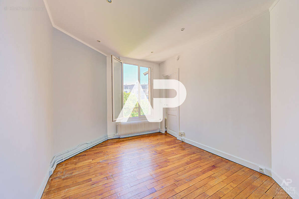 Appartement Rueil Malmaison 2 pièce(s) 34.01 m2 - photo 5