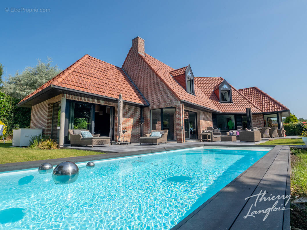 Maison à CAMPHIN-EN-PEVELE