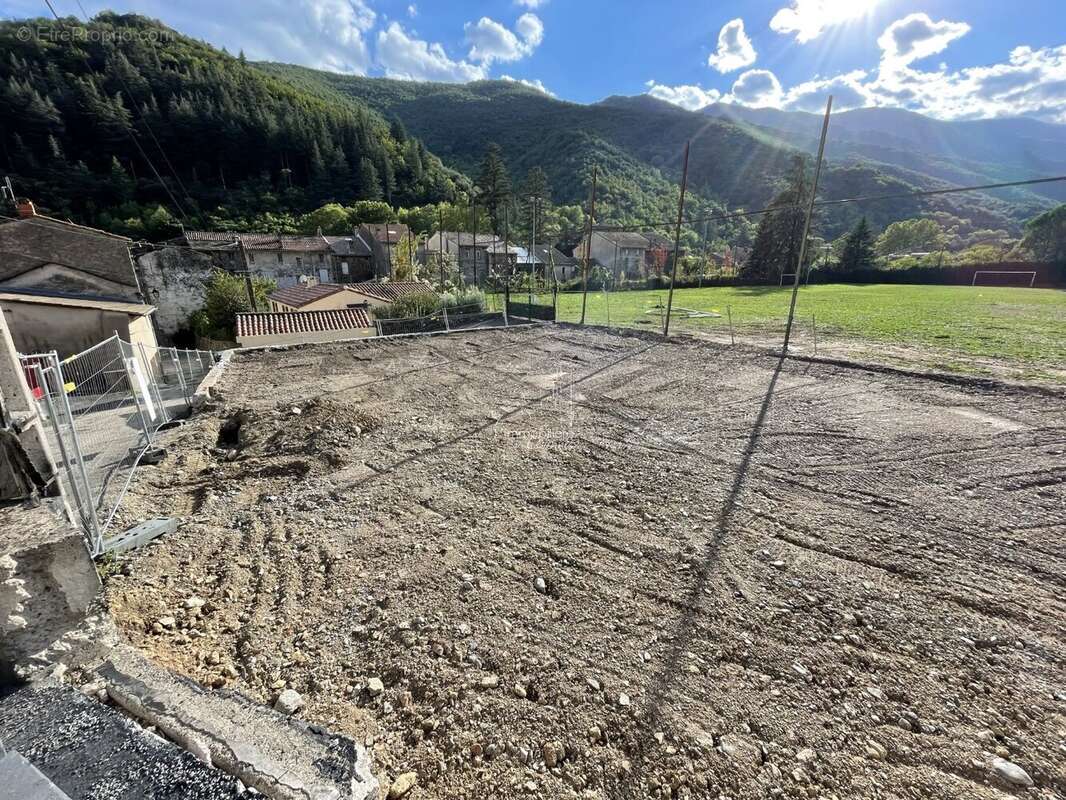 Terrain à VALLERAUGUE