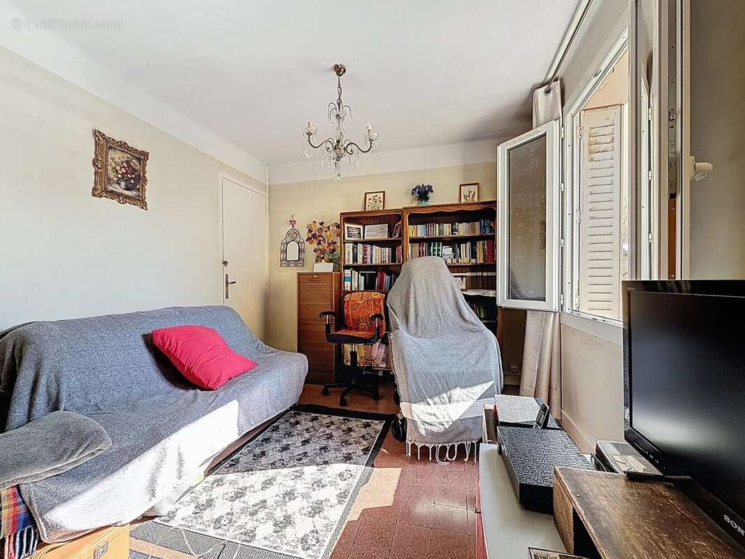 Appartement à MARSEILLE-8E