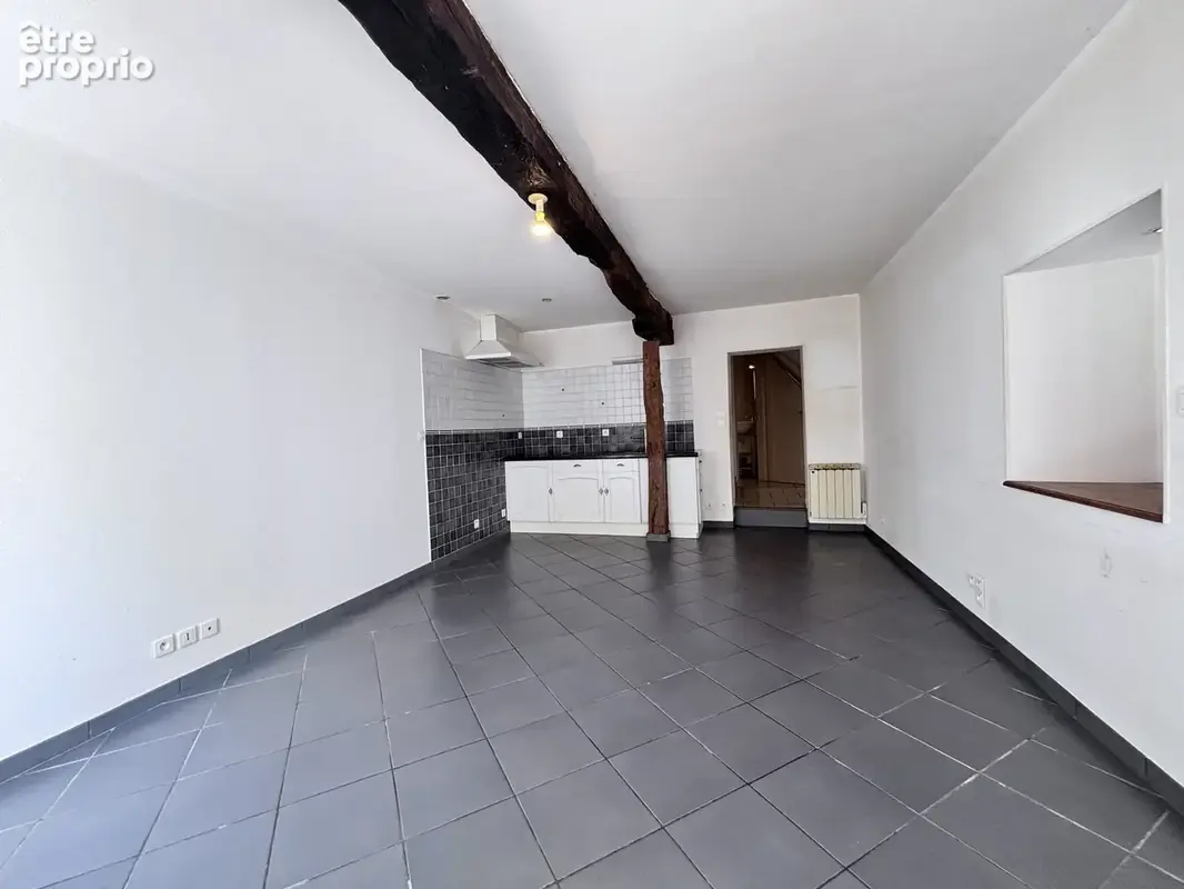 Saint Hilaire la Croix - Maison à vendre 2 chambres bureau - photo 3