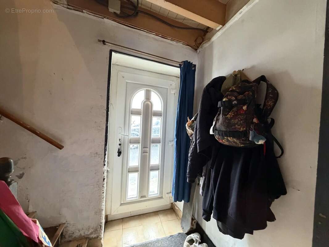 Maison à SAINT-MARTIN-LACAUSSADE