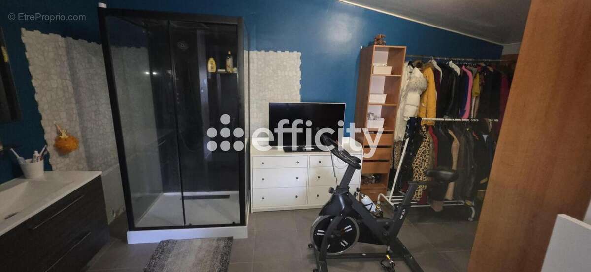 Maison à FACHES-THUMESNIL