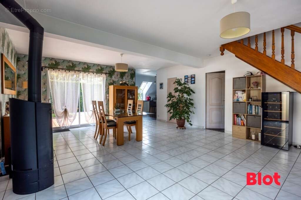 Maison à PLESSIX-BALISSON