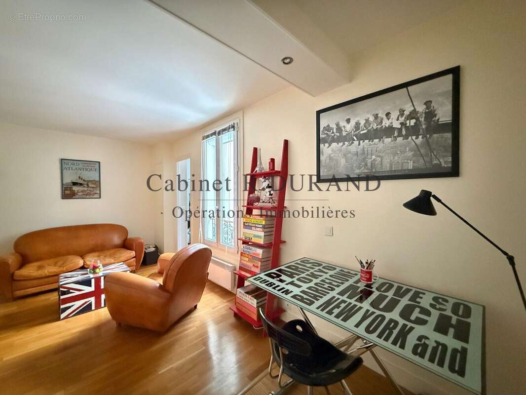 Appartement à LA GARENNE-COLOMBES