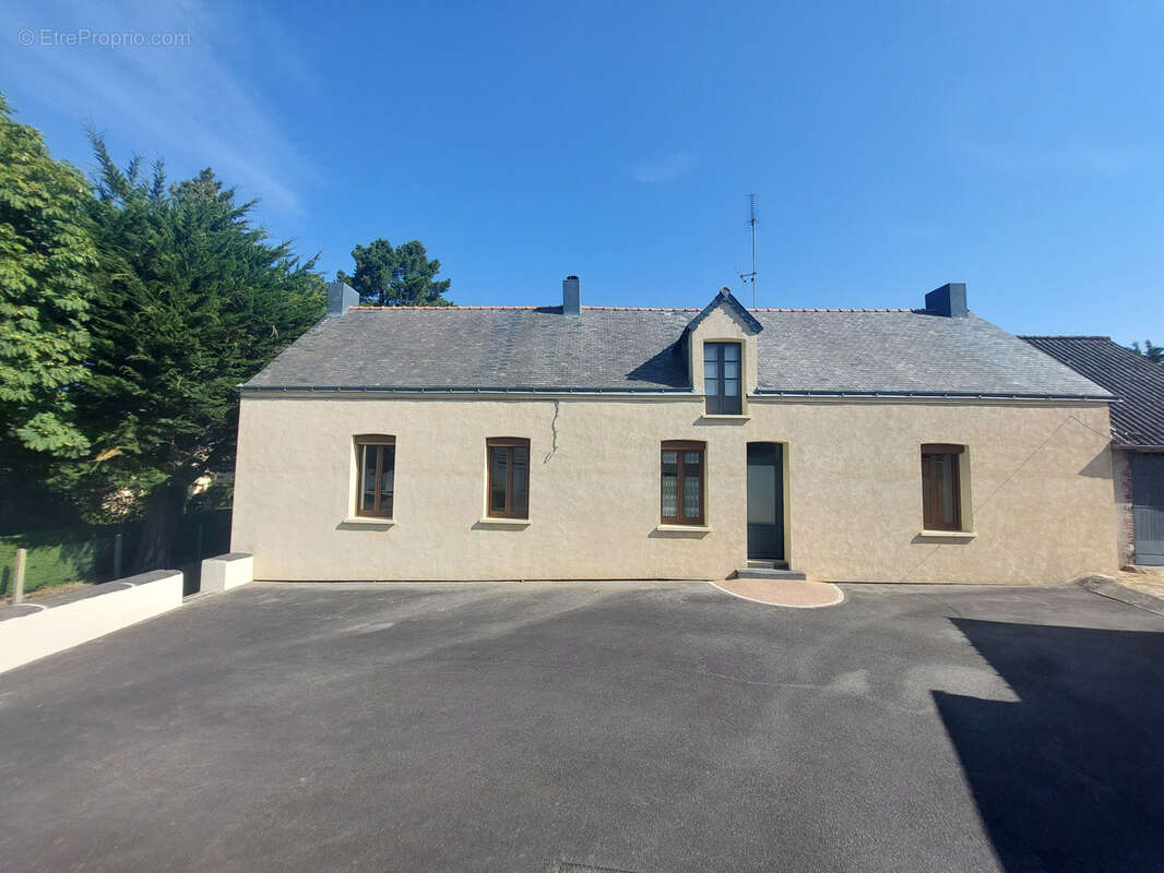 Maison à ERBRAY