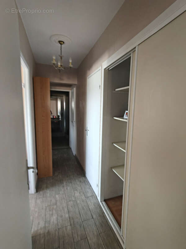 Marseille 4e — les chartreux — appartement t3 de 74,1 m2 avec balcon, cave et parking - photo 6
