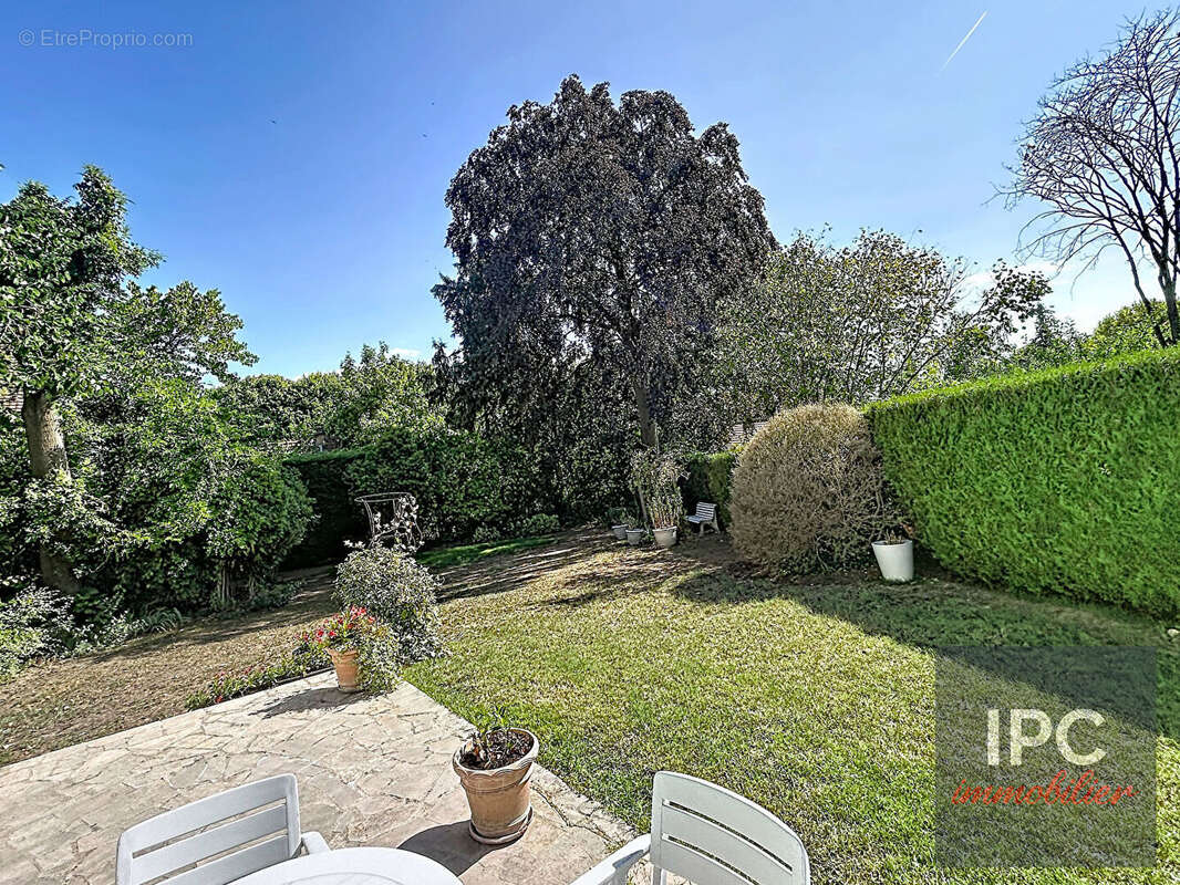 HERBLAY - Pavillon - 135m² - photo 3