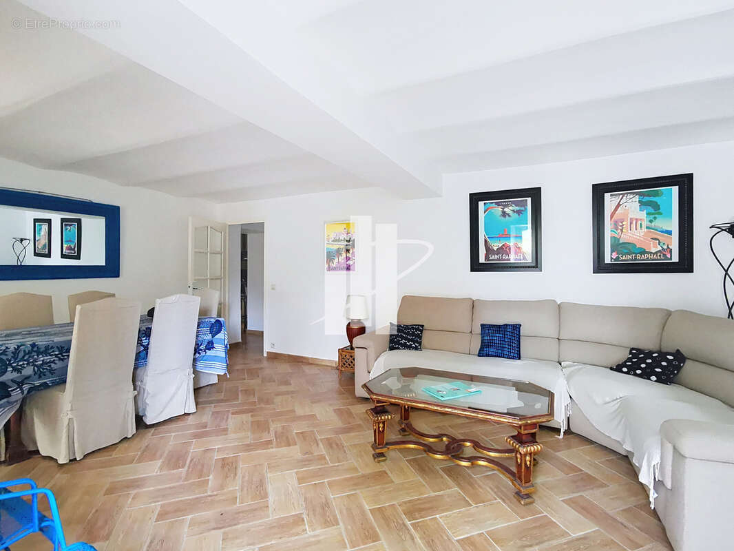 Appartement à SAINT-RAPHAEL