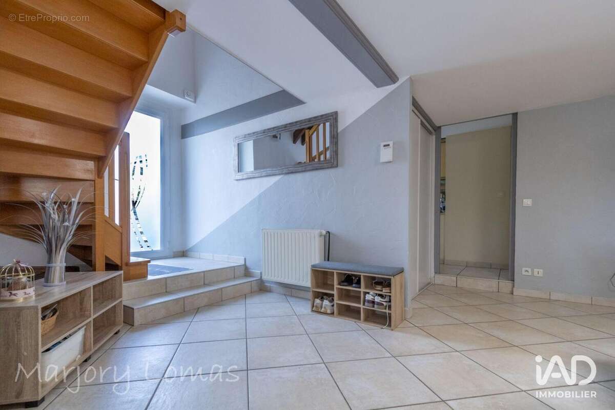 Photo 9 - Maison à CHARBONNIERES-LES-BAINS
