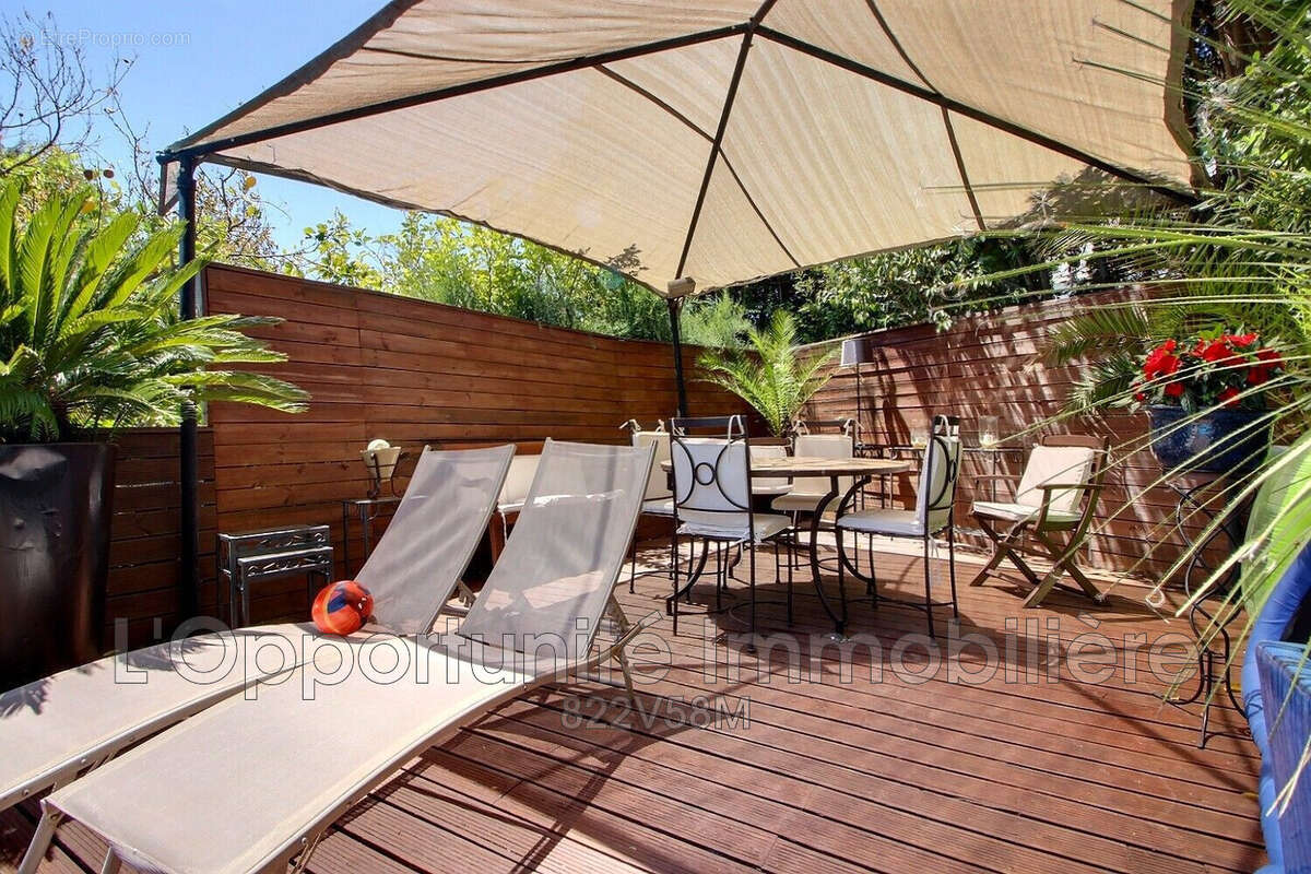 Maison 210 m² à Le Cannet  - photo 4