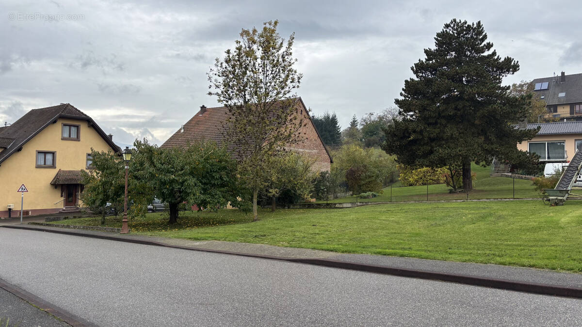 Terrain à SALENTHAL