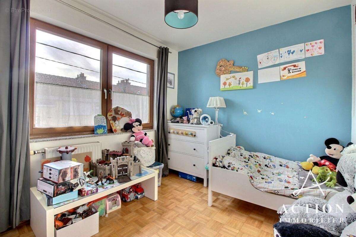 Maison à FACHES-THUMESNIL