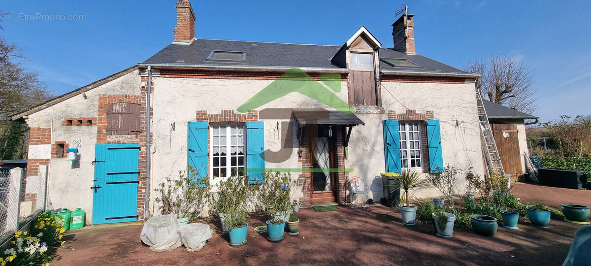 Maison à CLOYES-SUR-LE-LOIR