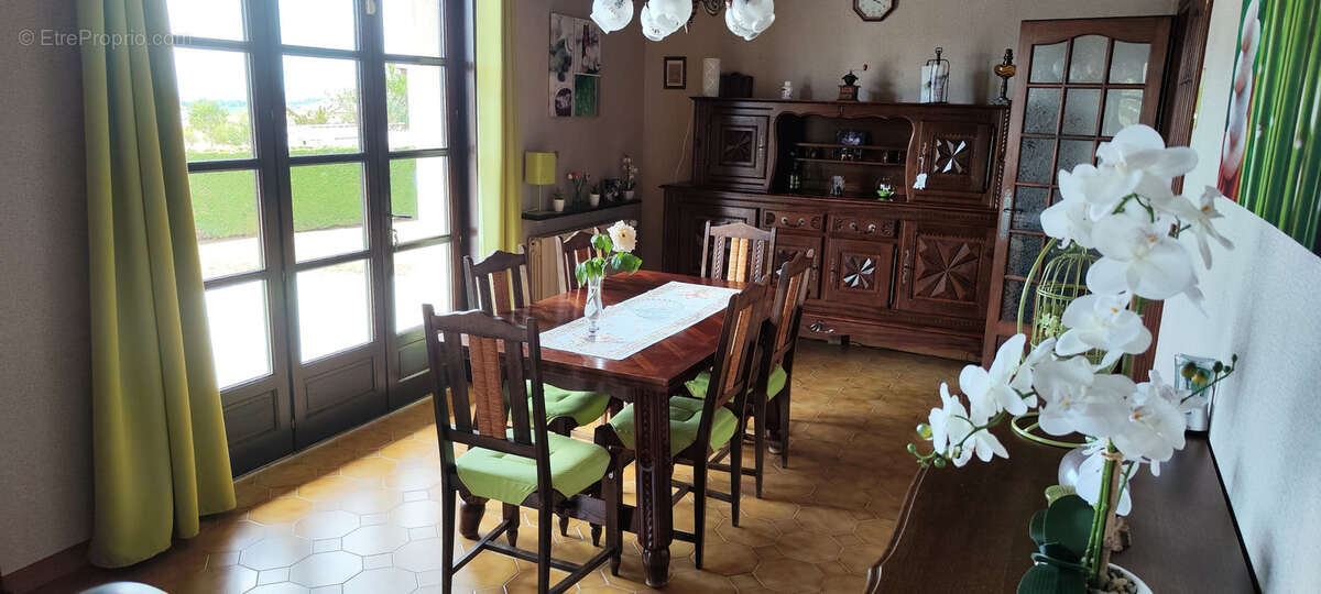 Maison 116 m² à Sainte-Foy-L'argentiere  - photo 4