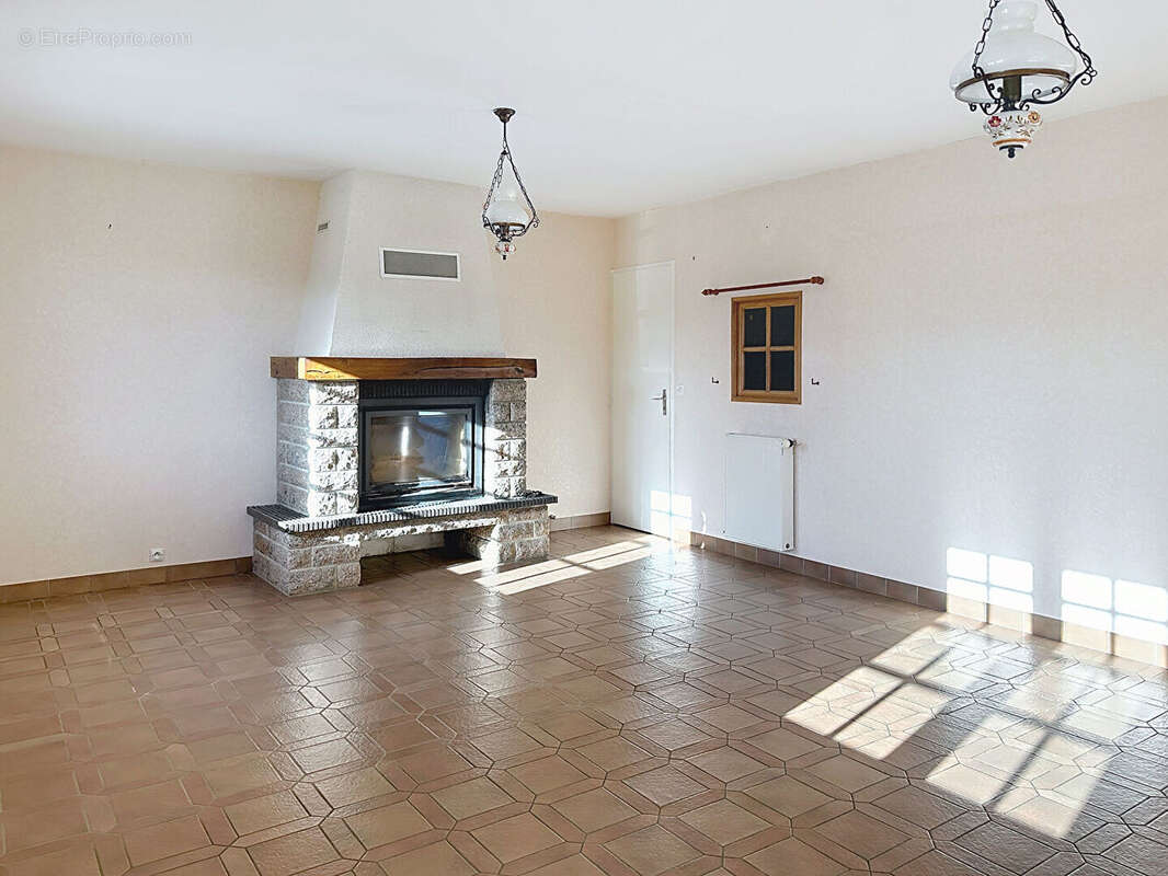 Maison à SAINTE-MERE-EGLISE