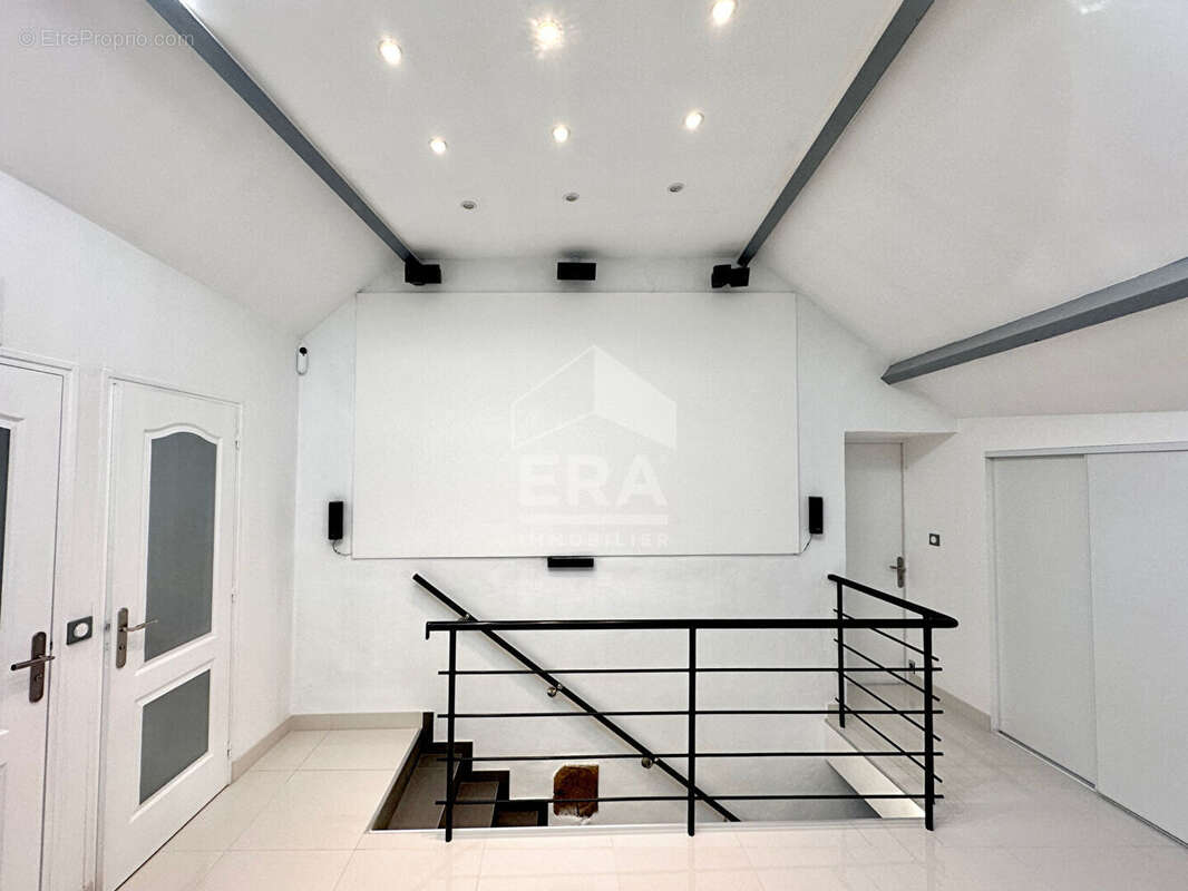 Maison de ville 150m² à saint-pierre-lès-nemours - photo 11